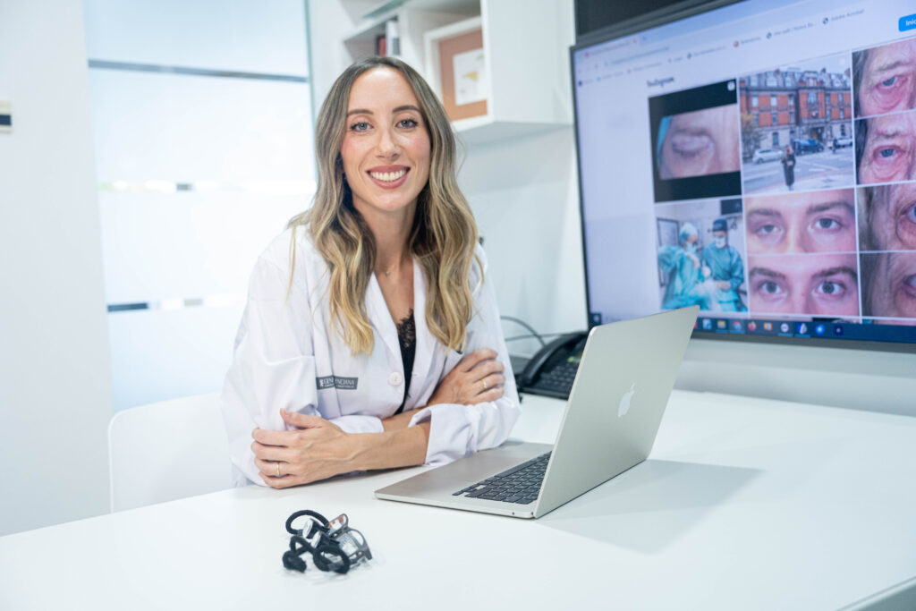 sonia penarrocha oftalmologa en valencia especialista en cirugia oculoplastica en valencia